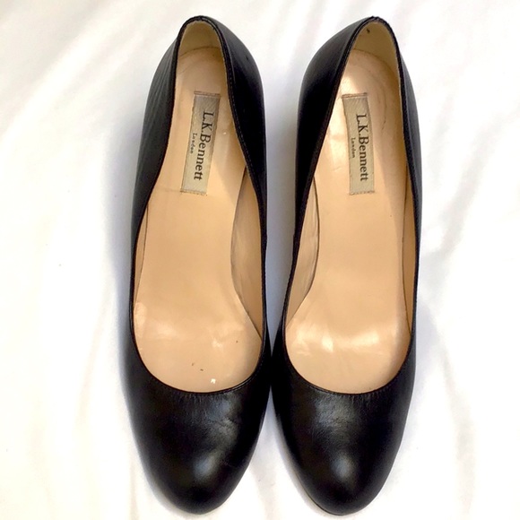 LK Bennett Shoes - LK Bennett classic black pump